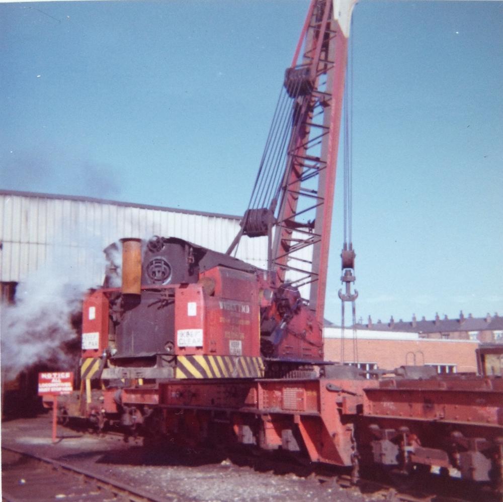Steam crane. Steam crane.