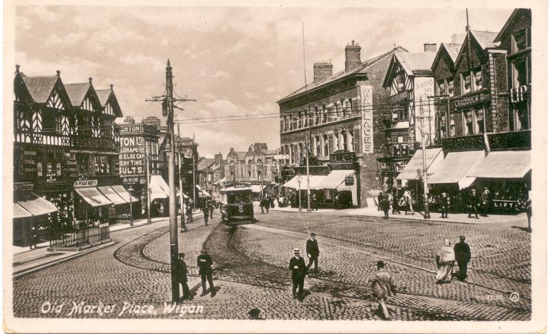 Scanned from an old postcard.