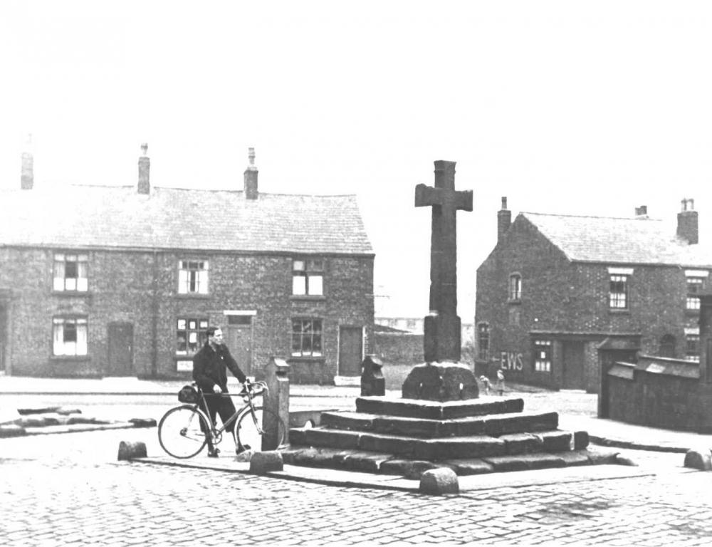 Market Place, late 40s