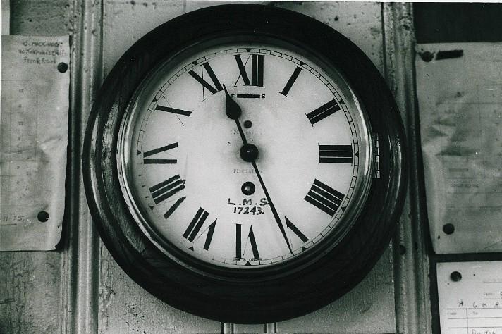 Clock, Pemberton Station