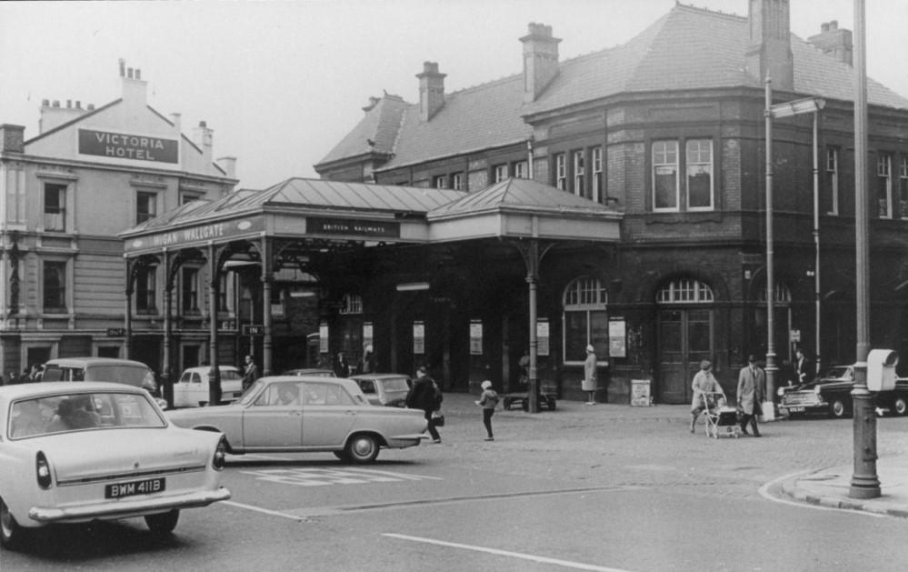 Wallgate Station 