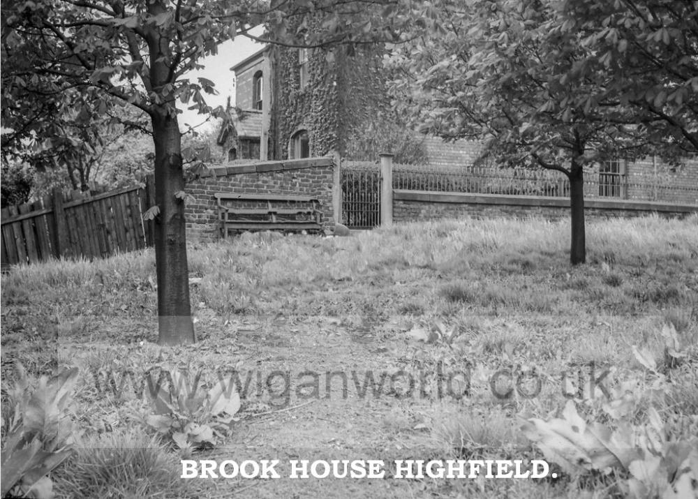 BROOK HOUSE 1950's BROOK HOUSE 1950's