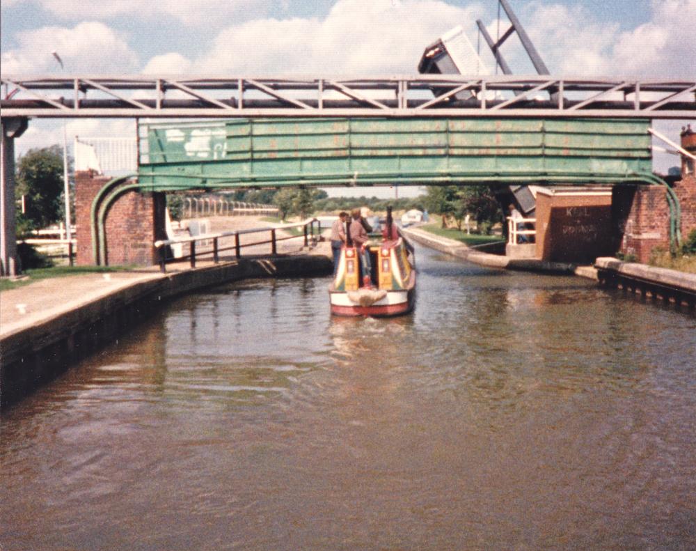 Falcon's maiden voyage July 1985: Plank Lane