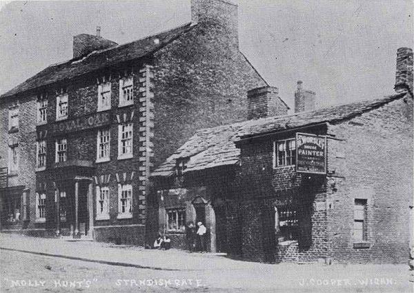 Royal Oak and Molly Hunts, Standishgate.