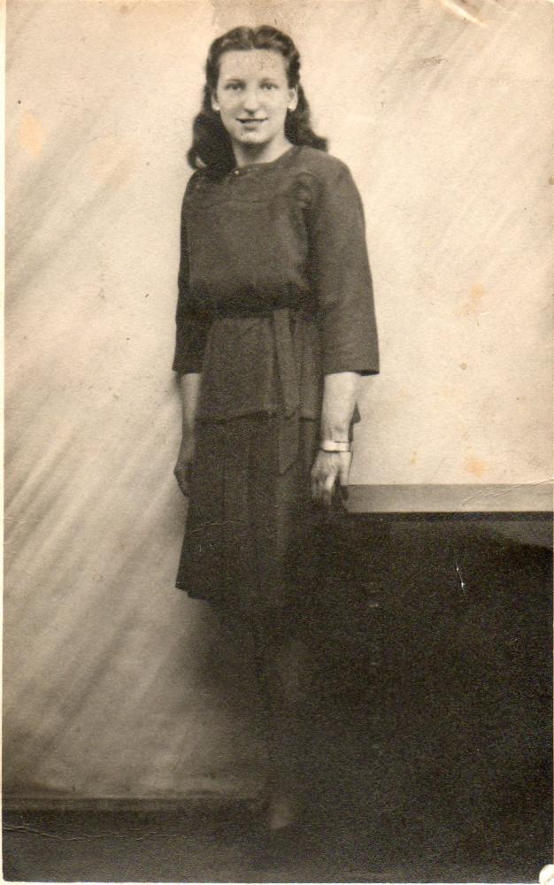Lily Bretherton (Swift). Lily Bretherton (Swift).