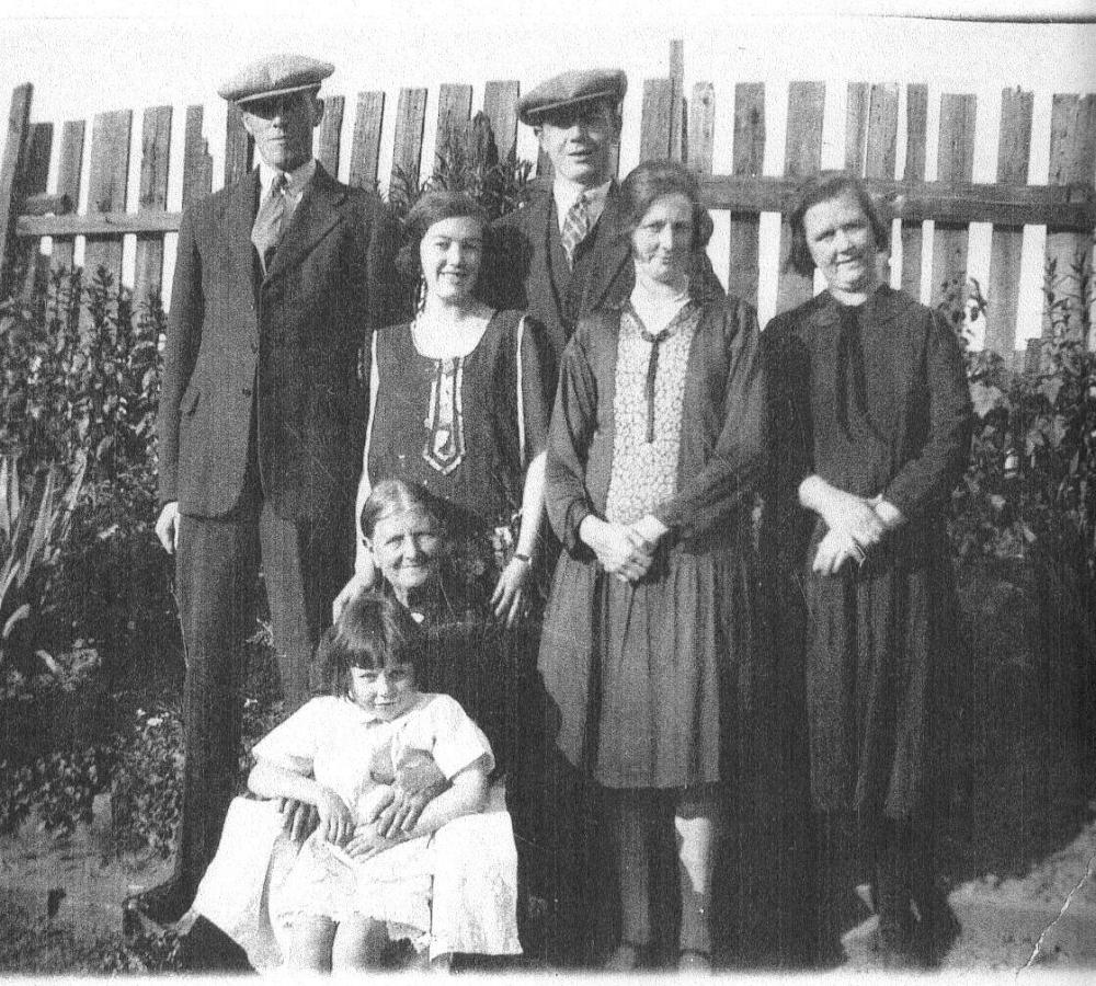 GRANDMA HART AND FAMILY