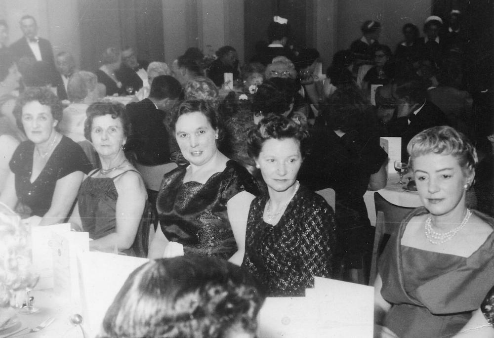 Wigan Landladies Night Out 1950's