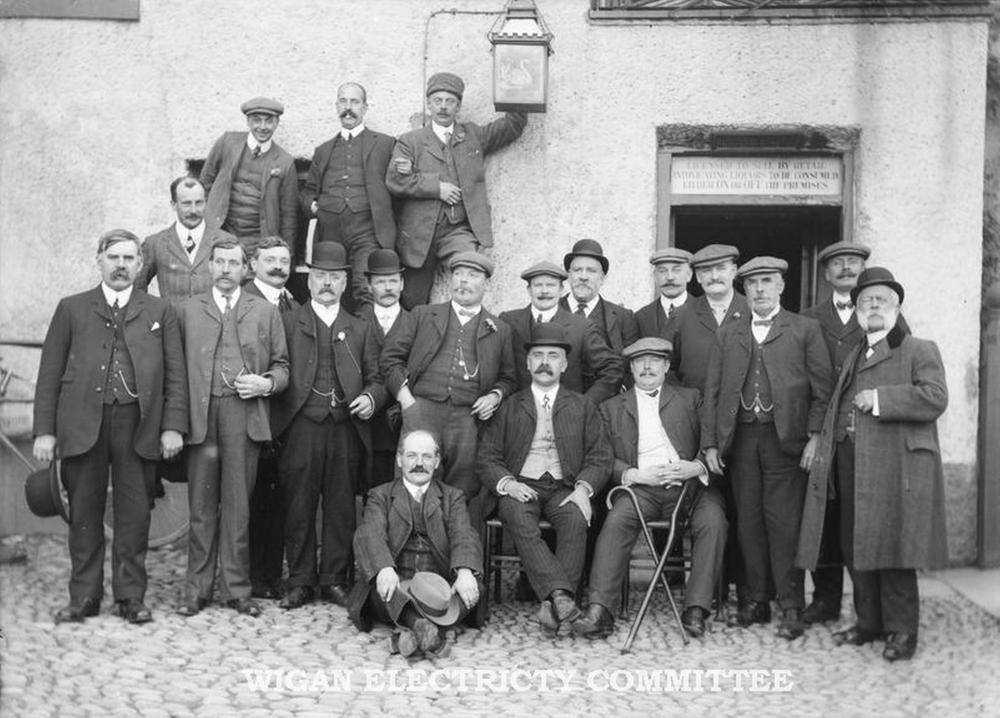 WIGAN ELECTRICITY COMMITTEE 1906-1916