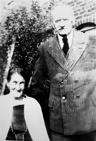 Peter and Margaret Ellen Marsh, c1933. Peter and Margaret Ellen Marsh, c1933.