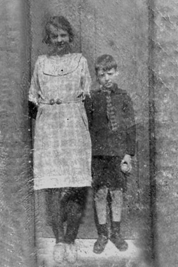 Agnes & George Bryson Agnes & George Bryson
