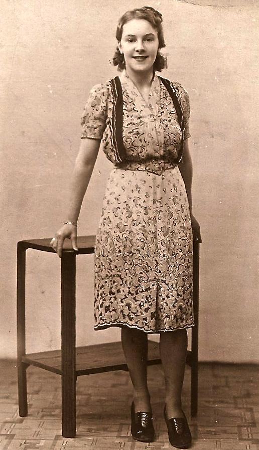 ELIZABETH (BETTY) MORRIS ? 1930's