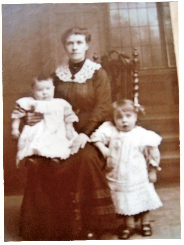 Burns Family, nee Walker