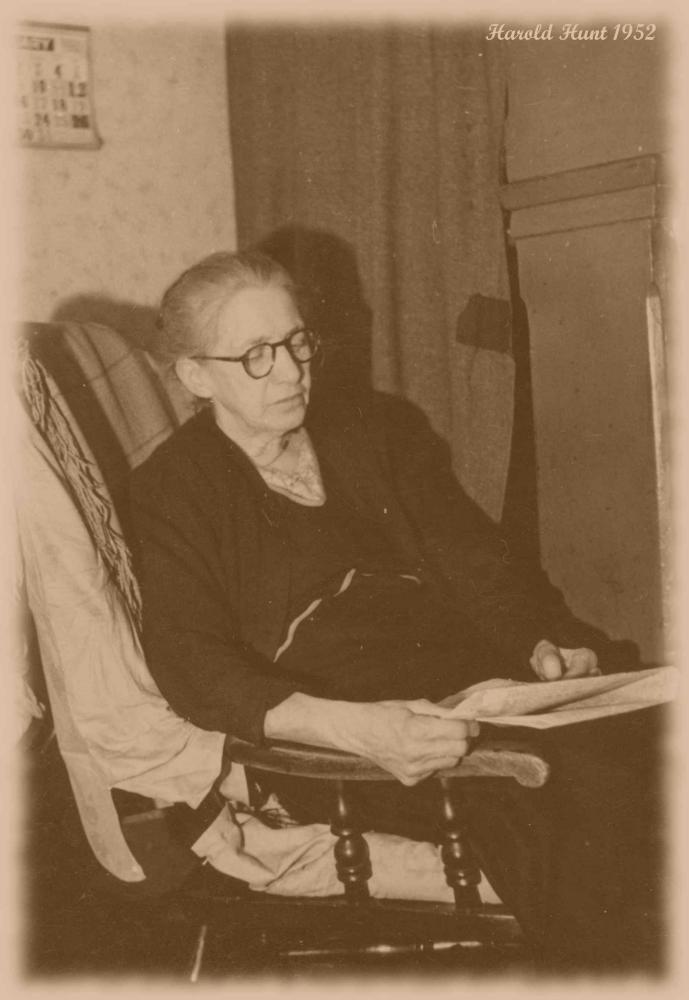 Woman reading Jan 1952