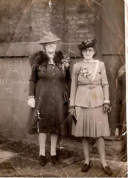 Annie Carlisle (Nee Carter) and Beatrice Ellen Tyrer (Nee Lowe)