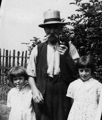 Mum, Auntie Evelyn & Great Grandad Foot c 1930