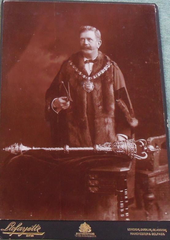 Mayor Mayor