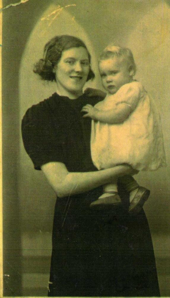 Mother & daughter 1941