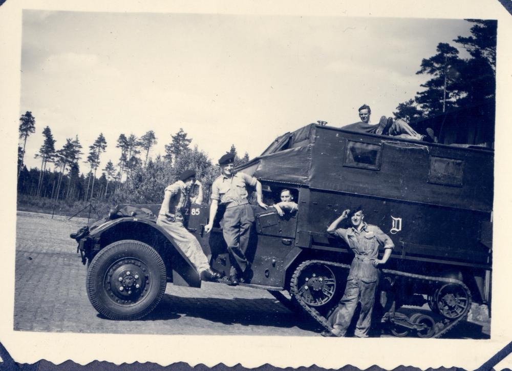 Command post truck