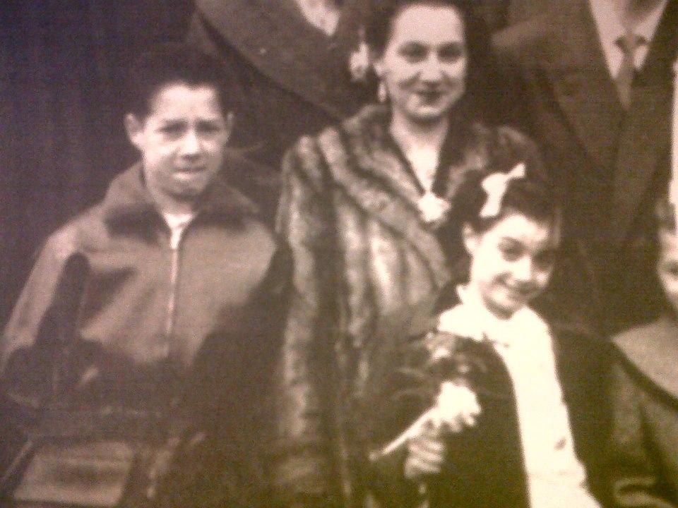 me with my brother robert at a wedding with mum ellen broxton me with my brother robert at a wedding with mum ellen broxton