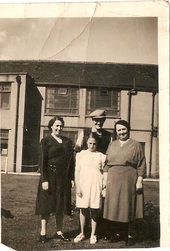 Marion, Thomas, Marjory and Mary Jane