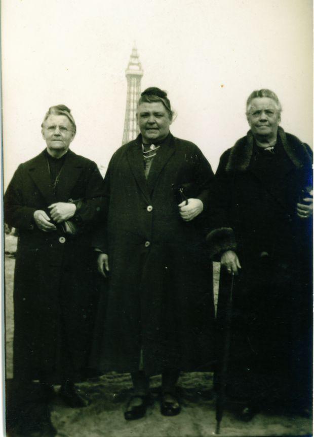 Three Stringfellow sisters - Jane, Margaret, and Ellen.