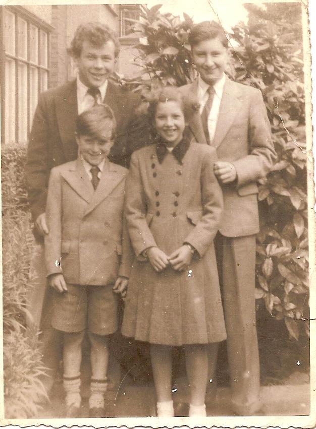 Keith Bennet, David Garswood, Richard Garswood, Sandra Bennet Keith Bennet, David Garswood, Richard Garswood, Sandra Bennet