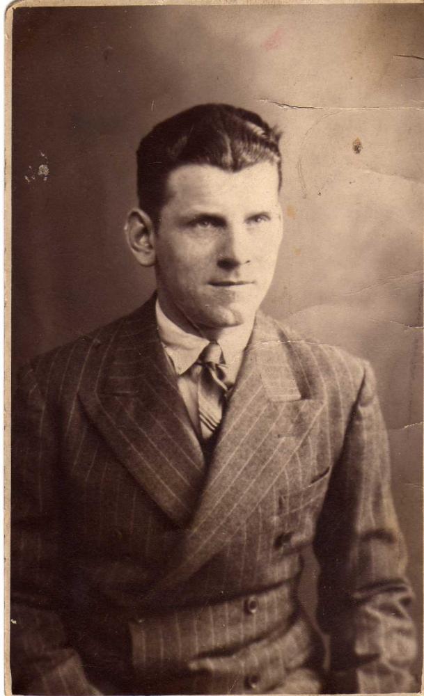 Albert Bridge oldest son of Edith in 1944 Albert Bridge oldest son of Edith in 1944