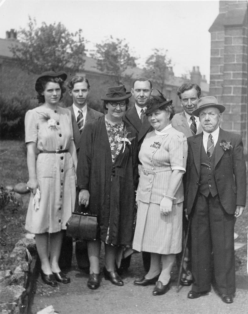 Mum and Dad Doreen and Alan Hankin's Wedding 28th June 1947 Guests