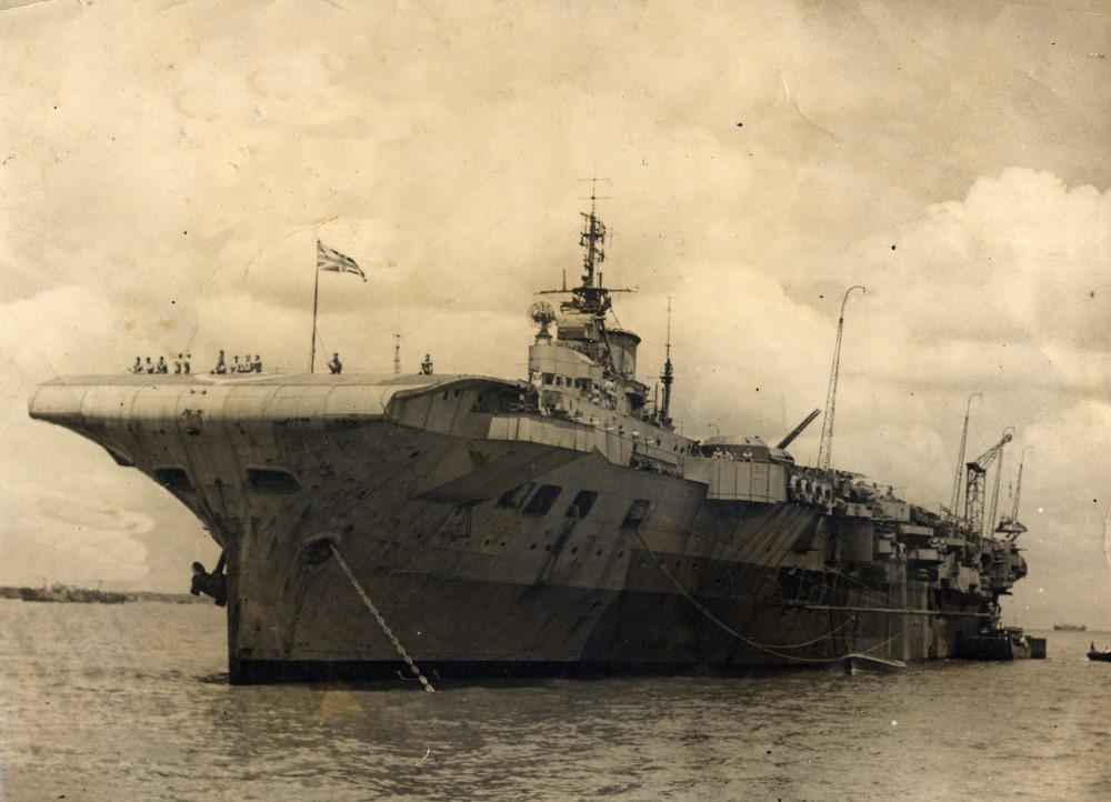 HMS  INDOMITABLE