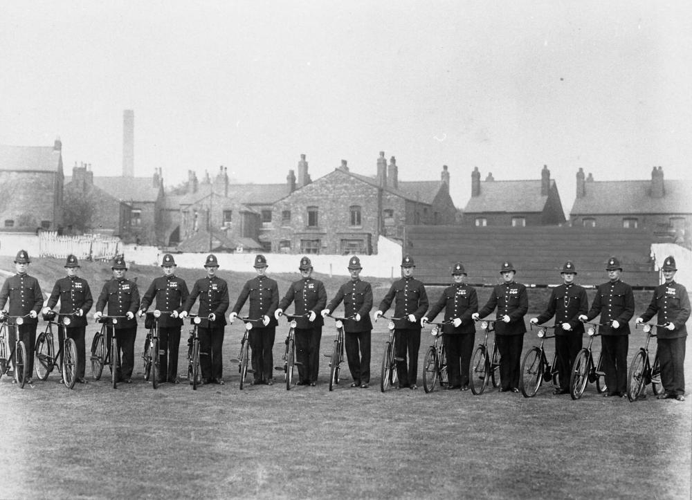 WIGAN TOUR De FRANCE TEAM. 1930