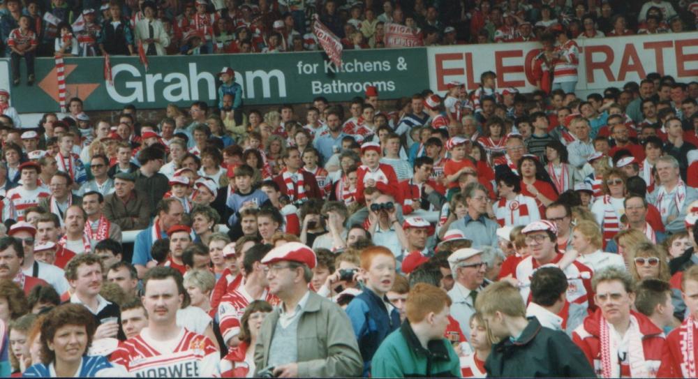 Wigan fans 1990 Wigan fans 1990