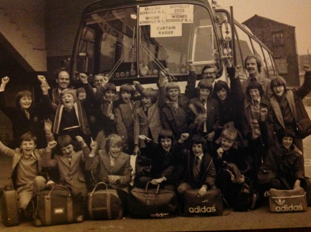 Wigan Schoolboys U-11's Wembley 1975
