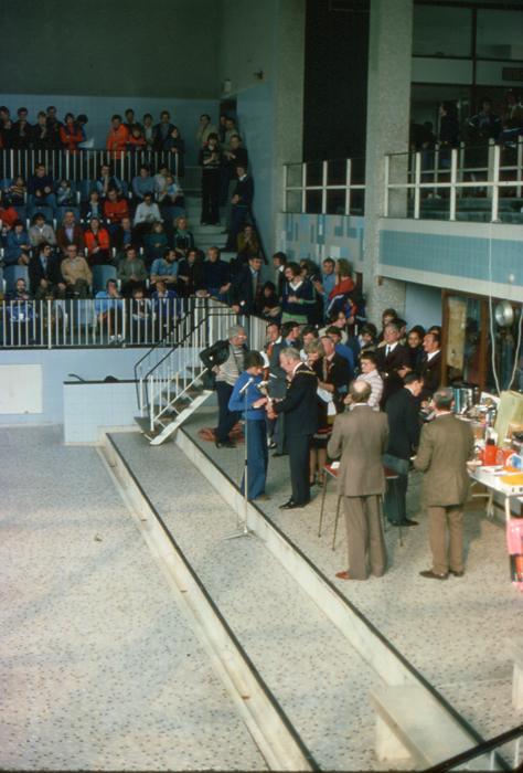 Presentation In The Baths. Presentation In The Baths.