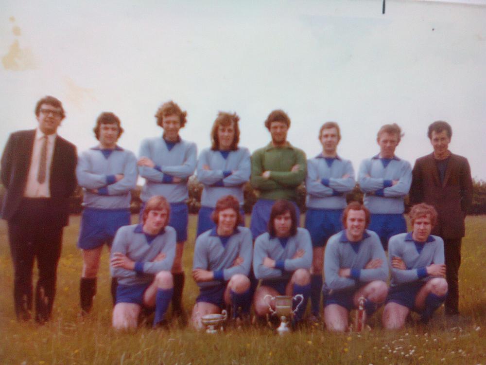 WHITE DUCK (Standish) FC. Wigan & Lancashire Sunday League Cup Winners