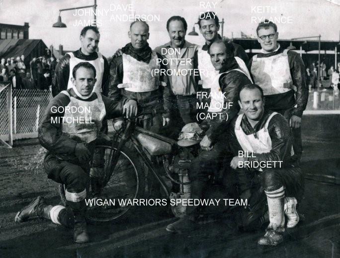 WIGAN WARRIORS SPEEDWAY TEAM 1960 WIGAN WARRIORS SPEEDWAY TEAM 1960