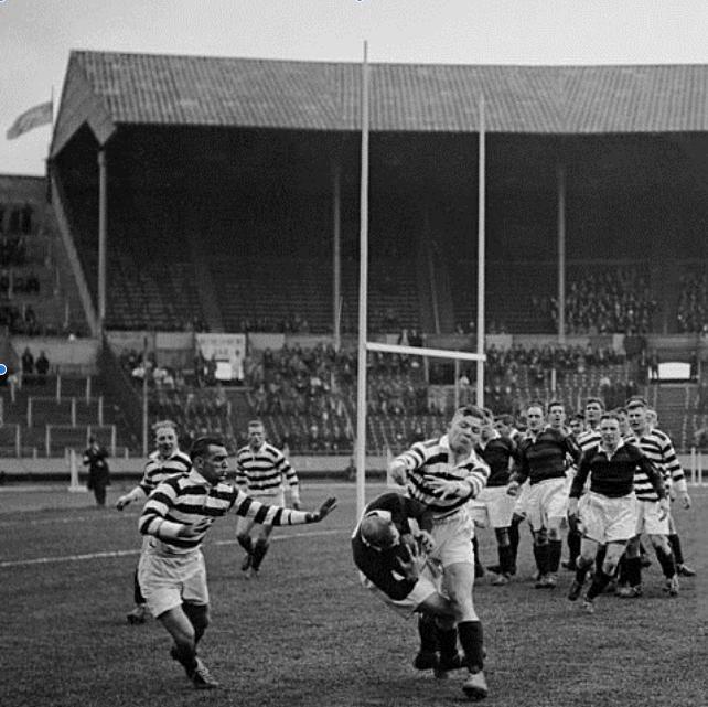 Jim Sullivan's tackling in the1929 Cup Final at Wembley in 1929 Jim Sullivan's tackling in the1929 Cup Final at Wembley in 1929