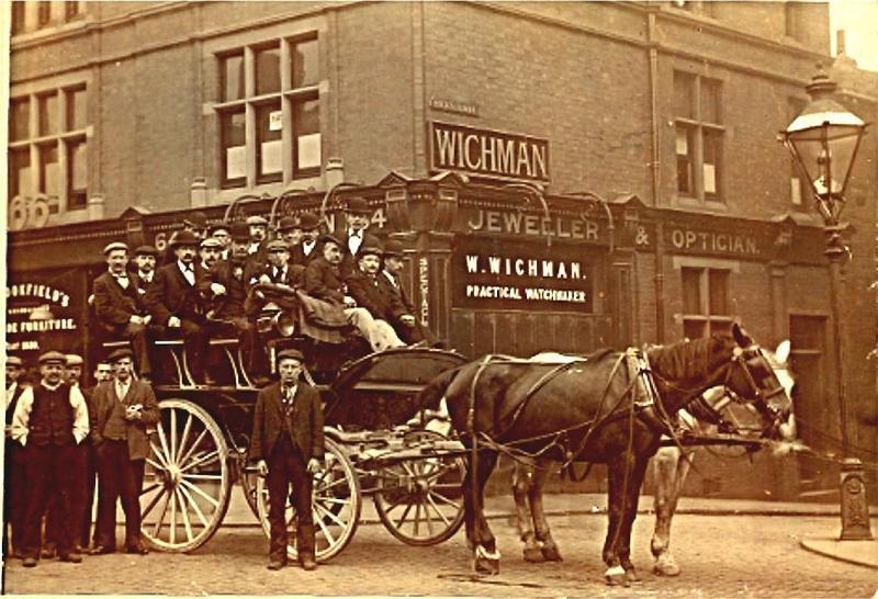 Charabanc outing from Wigan. Charabanc outing from Wigan.