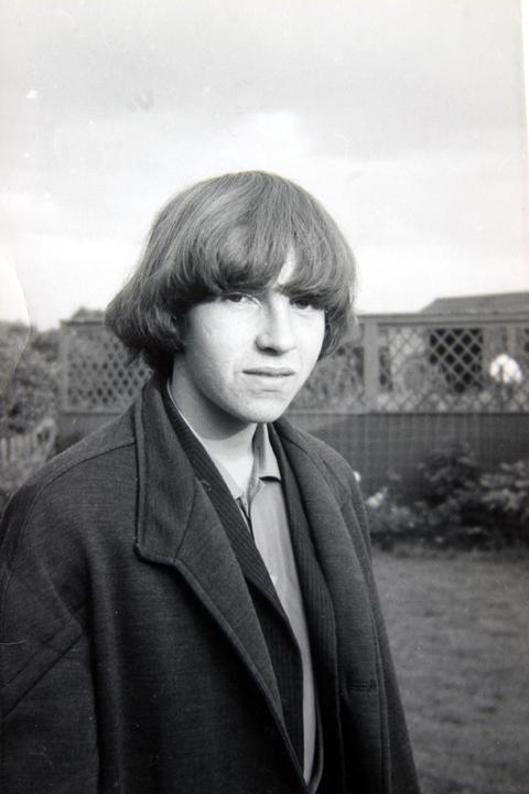 Saxons Pop Group Member (Mike, Rhythm Guitar) Saxons Pop Group Member (Mike, Rhythm Guitar)