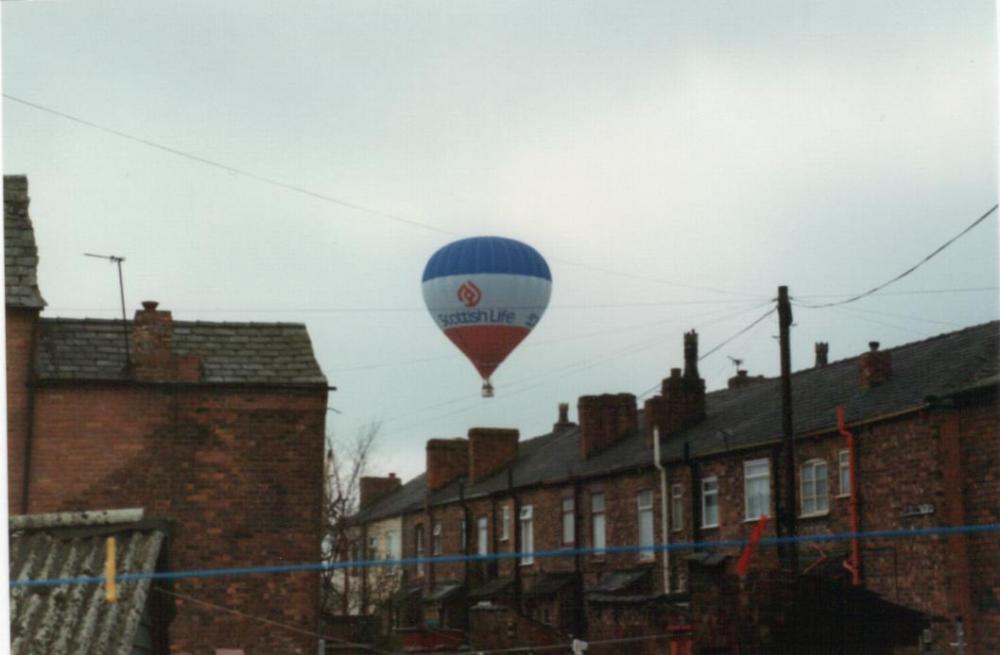 Hot Air Ballloon, Hindley