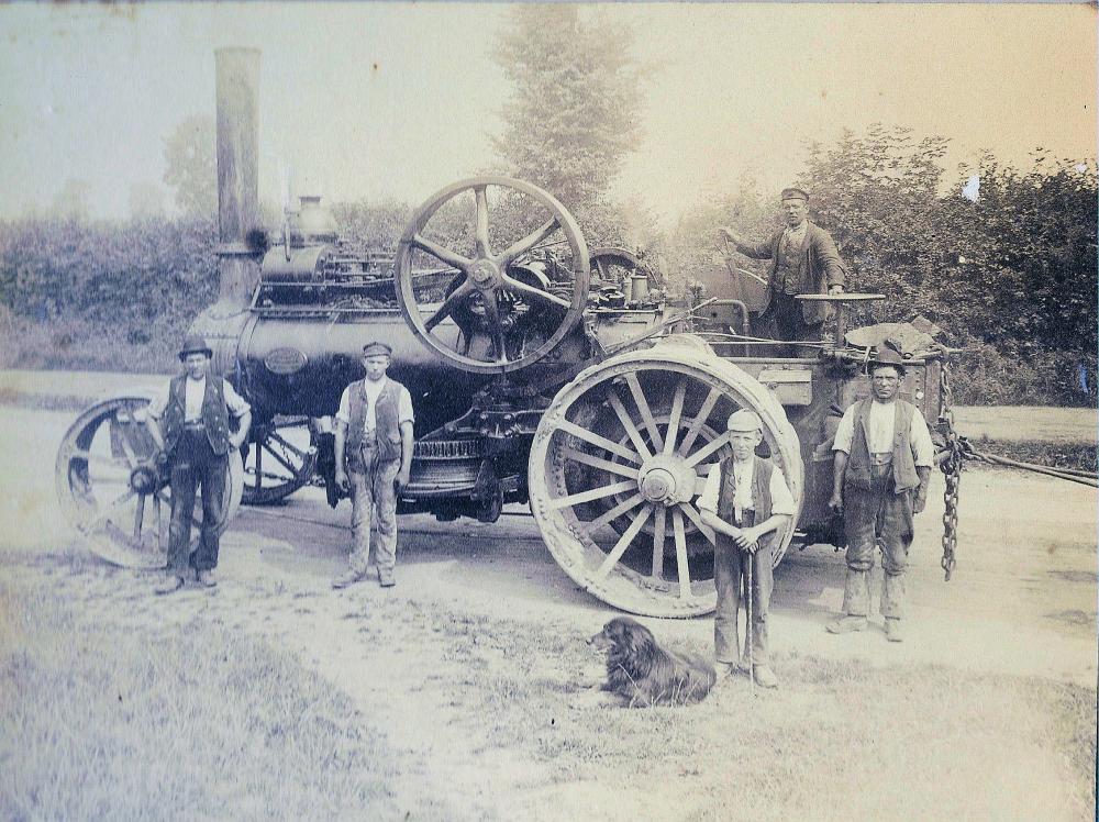 Steam Traction Engine 1881.Driver William Old aged 21.