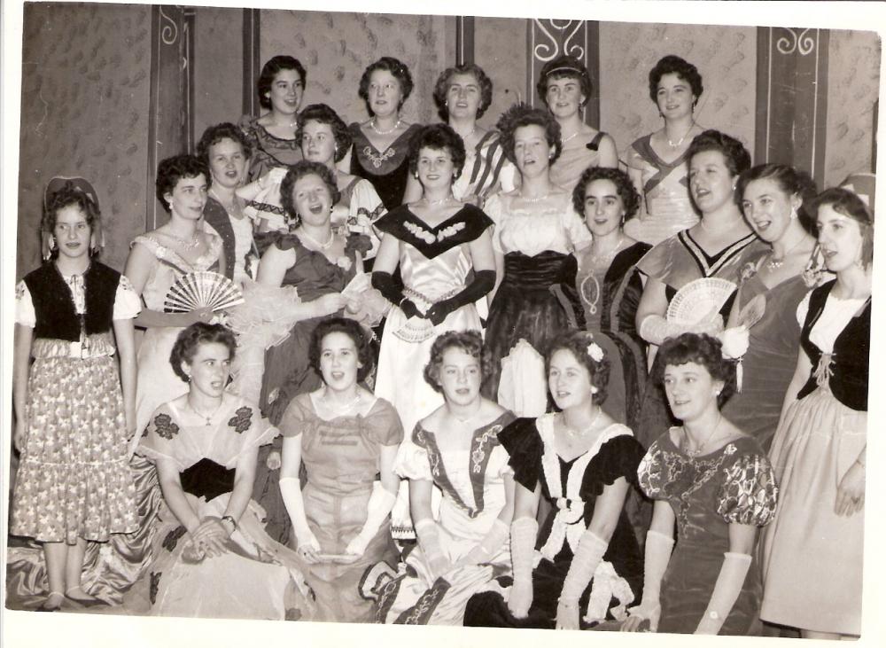 Merry Widow c1959-Ladies Chorus Merry Widow c1959-Ladies Chorus