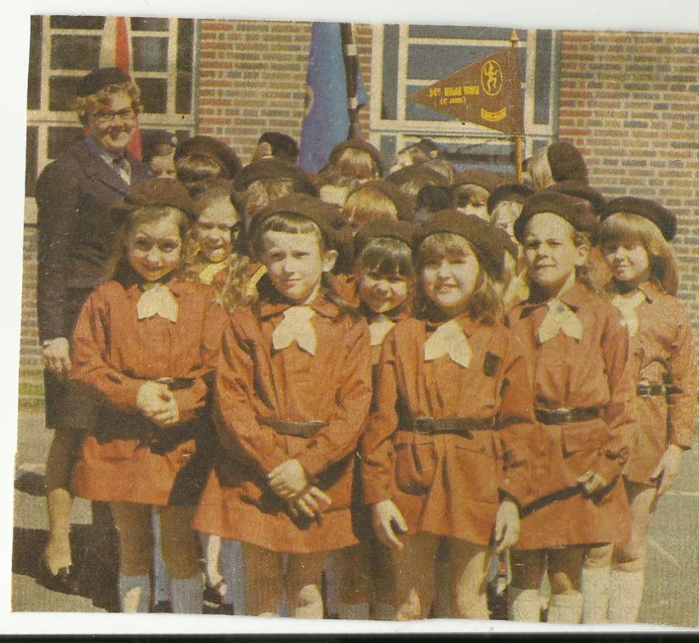 34th. Wigan Town Brownies (St. James'Poolstock)