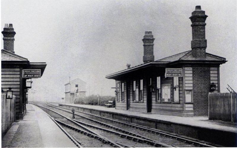 Standish Railway Station Standish Railway Station