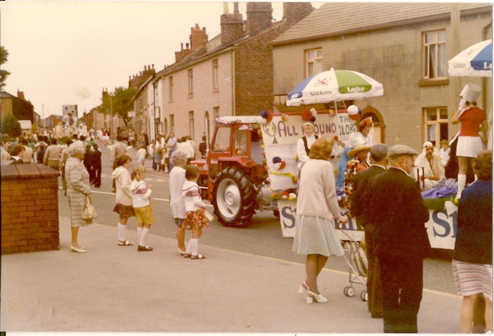 06-08-1977. Standish Carnival. 06-08-1977. Standish Carnival.
