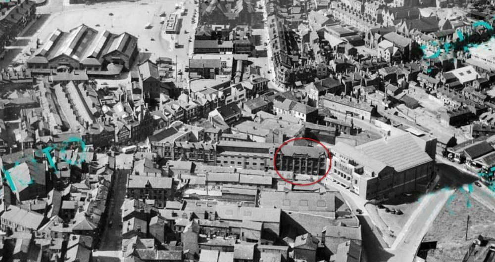 AERIAL VIEW OF THE TOWN CENTRE 