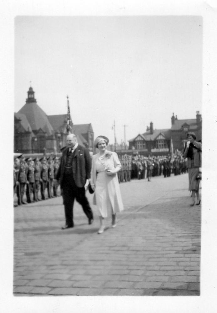 Queen Elizabeth ( The Queen Mother ) visiting Wigan 1937 Queen Elizabeth ( The Queen Mother ) visiting Wigan 1937