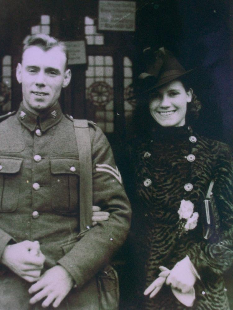 JAMES& ANNIE BECKETT NEE MAWDESLEY JAMES& ANNIE BECKETT NEE MAWDESLEY