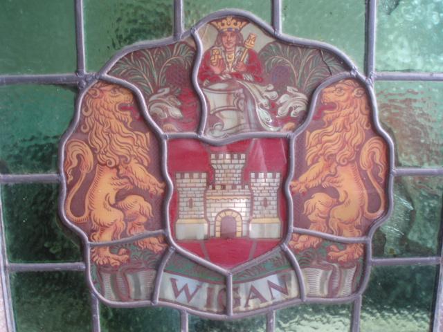 Wigan old coat of arms 1922-1974 Stained glass window Wigan old coat of arms 1922-1974 Stained glass window