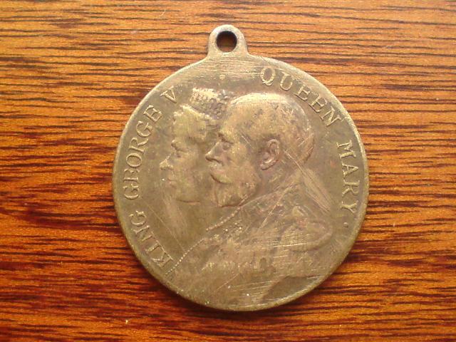 1935 Daily Despatch Jubilee Medal (Front) 1935 Daily Despatch Jubilee Medal (Front)