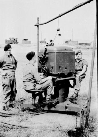 Predictor or Tracker, the eyes of the guns. 1952-4. Predictor or Tracker, the eyes of the guns. 1952-4.